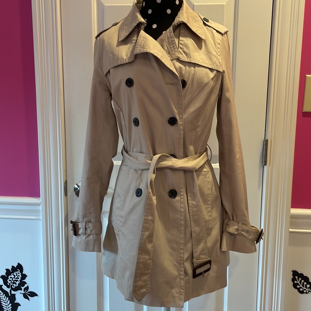 Banana Republic Tan Khaki Belted Trench Coat Size Small
